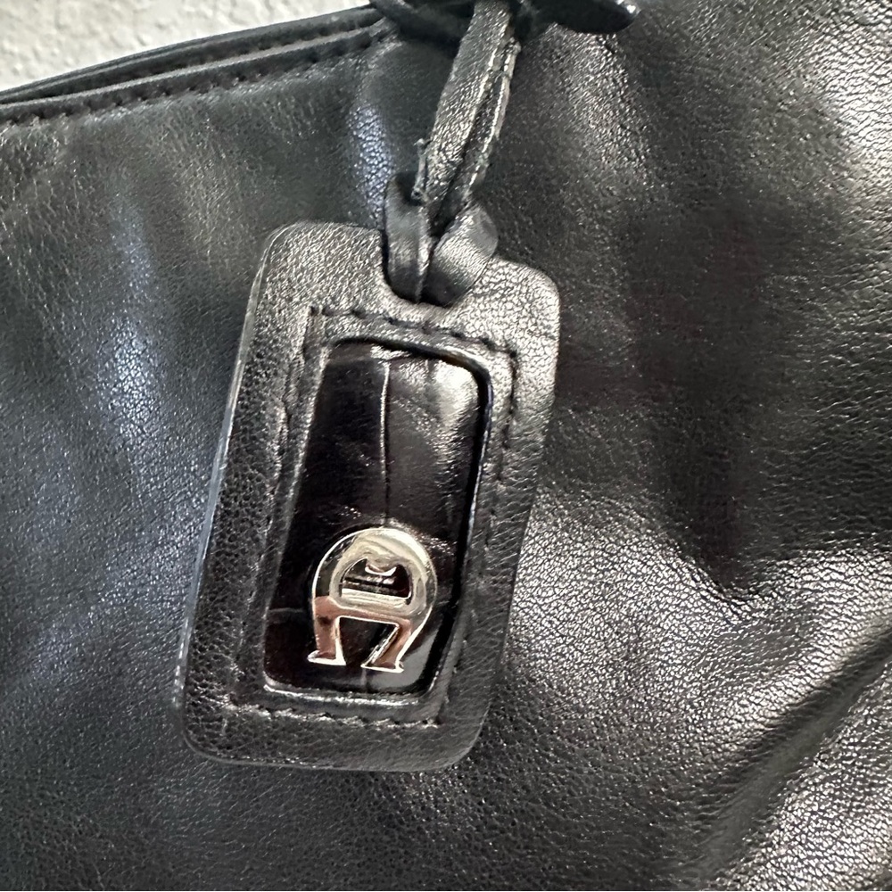 Etienne Aigner Black Leather Tote Bag | Croc Embossed Trim | Shoulder Bag - Picture 7 of 15
